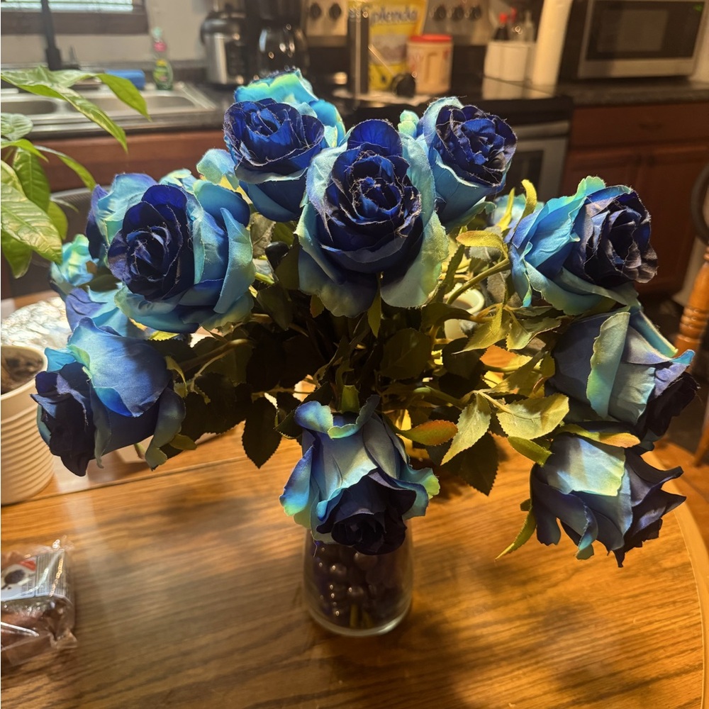 10pc Nubry Artificial Silk Long Stem Two-tone Navy/Baby Blue Roses - Picture 2 of 7